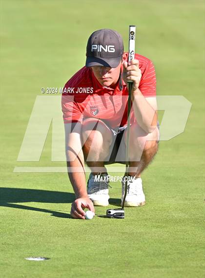 Thumbnail 3 in AIA D-II Finals photogallery.