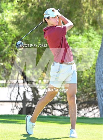 Thumbnail 2 in AIA D-II Finals photogallery.