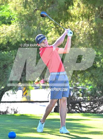 Thumbnail 1 in AIA D-II Finals photogallery.