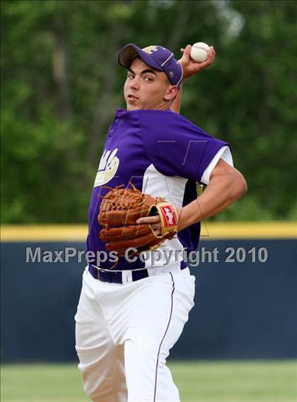 Thumbnail 2 in Campbell County @ Covington Catholic photogallery.