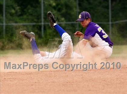 Thumbnail 2 in Campbell County @ Covington Catholic photogallery.
