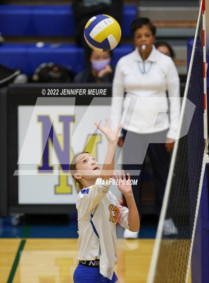 Thumbnail 2 in Newark Memorial vs Lincoln (JV Irvington Tournament) photogallery.