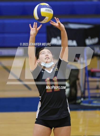 Thumbnail 1 in Newark Memorial vs Lincoln (JV Irvington Tournament) photogallery.