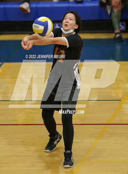 Thumbnail 3 in Newark Memorial vs Lincoln (JV Irvington Tournament) photogallery.