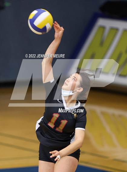 Thumbnail 1 in Newark Memorial vs Lincoln (JV Irvington Tournament) photogallery.