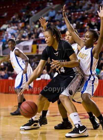 Thumbnail 1 in Forestview vs. Dudley (NCHSAA 3A Final) photogallery.