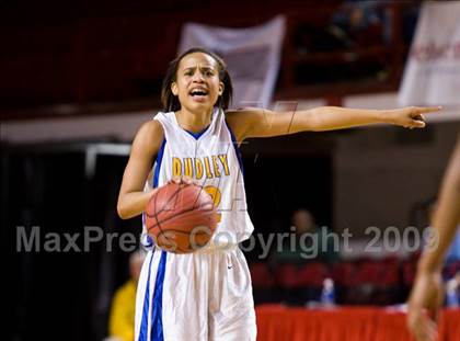 Thumbnail 2 in Forestview vs. Dudley (NCHSAA 3A Final) photogallery.