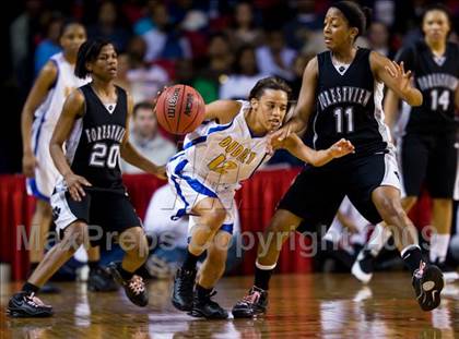 Thumbnail 1 in Forestview vs. Dudley (NCHSAA 3A Final) photogallery.
