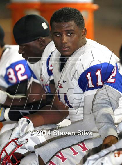 Thumbnail 2 in Bellevue vs. Serra (2014 Honor Bowl - SoCal) photogallery.