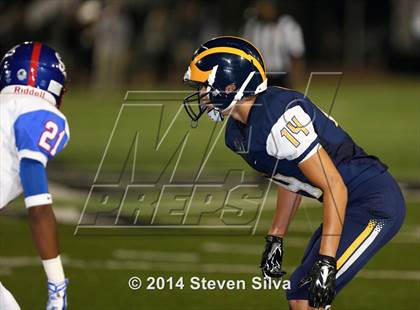Thumbnail 2 in Bellevue vs. Serra (2014 Honor Bowl - SoCal) photogallery.