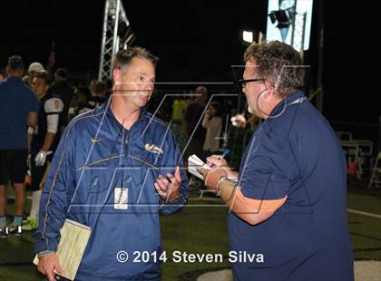 Thumbnail 3 in Bellevue vs. Serra (2014 Honor Bowl - SoCal) photogallery.