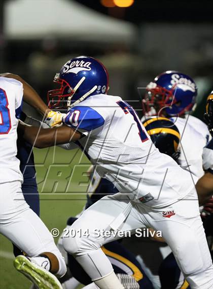 Thumbnail 3 in Bellevue vs. Serra (2014 Honor Bowl - SoCal) photogallery.