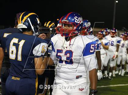 Thumbnail 2 in Bellevue vs. Serra (2014 Honor Bowl - SoCal) photogallery.