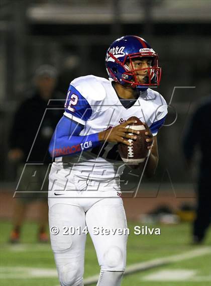 Thumbnail 1 in Bellevue vs. Serra (2014 Honor Bowl - SoCal) photogallery.