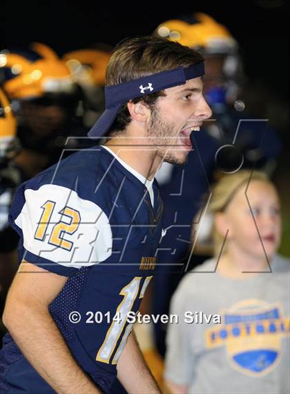 Thumbnail 1 in Bellevue vs. Serra (2014 Honor Bowl - SoCal) photogallery.