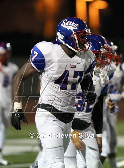 Thumbnail 3 in Bellevue vs. Serra (2014 Honor Bowl - SoCal) photogallery.