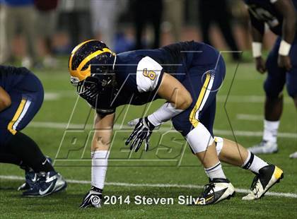 Thumbnail 2 in Bellevue vs. Serra (2014 Honor Bowl - SoCal) photogallery.
