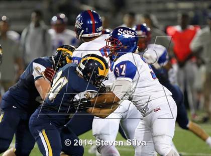 Thumbnail 3 in Bellevue vs. Serra (2014 Honor Bowl - SoCal) photogallery.