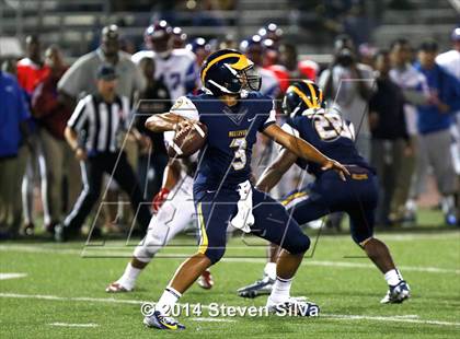 Thumbnail 3 in Bellevue vs. Serra (2014 Honor Bowl - SoCal) photogallery.