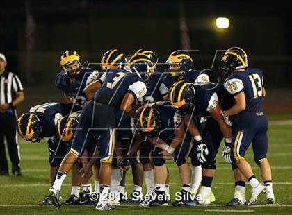Thumbnail 3 in Bellevue vs. Serra (2014 Honor Bowl - SoCal) photogallery.