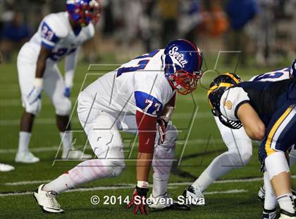 Thumbnail 3 in Bellevue vs. Serra (2014 Honor Bowl - SoCal) photogallery.