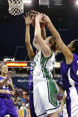 Thumbnail 2 in Sacramento vs St. Mary's (D3 Sec. Final) #2 photogallery.
