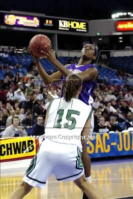 Thumbnail 2 in Sacramento vs St. Mary's (D3 Sec. Final) #2 photogallery.