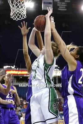 Thumbnail 3 in Sacramento vs St. Mary's (D3 Sec. Final) #2 photogallery.