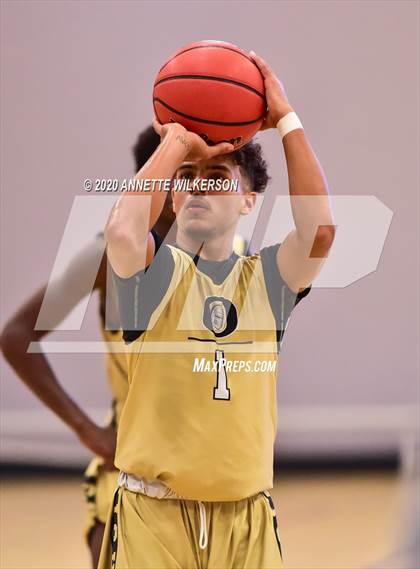 Thumbnail 1 in Apopka vs. Ocoee (Metro Hoop Fest) photogallery.