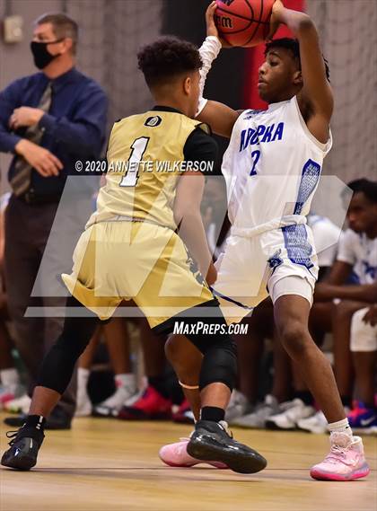 Thumbnail 3 in Apopka vs. Ocoee (Metro Hoop Fest) photogallery.
