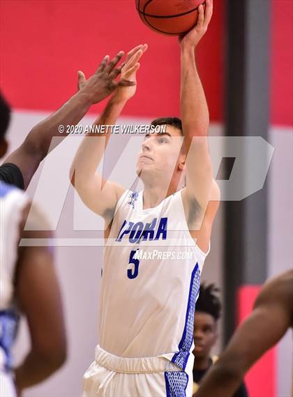 Thumbnail 1 in Apopka vs. Ocoee (Metro Hoop Fest) photogallery.