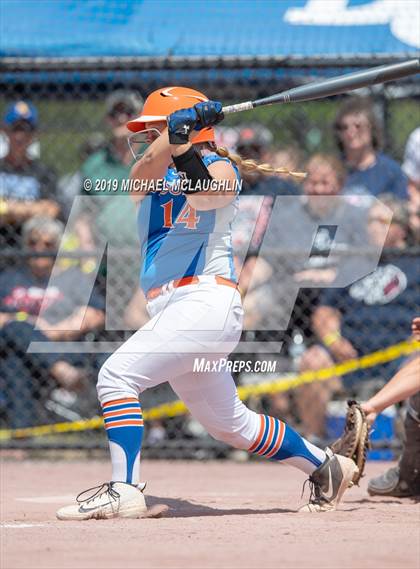 Thumbnail 1 in Edison vs. St. Lawrence Central (NYSPHSAA Class C Semifinal) photogallery.