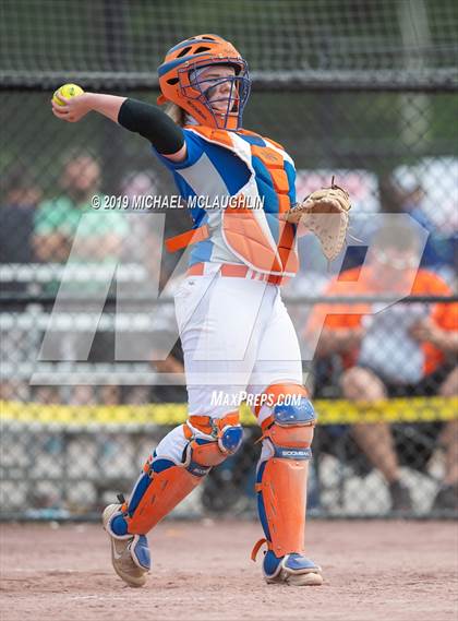 Thumbnail 2 in Edison vs. St. Lawrence Central (NYSPHSAA Class C Semifinal) photogallery.