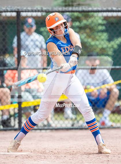 Thumbnail 1 in Edison vs. St. Lawrence Central (NYSPHSAA Class C Semifinal) photogallery.