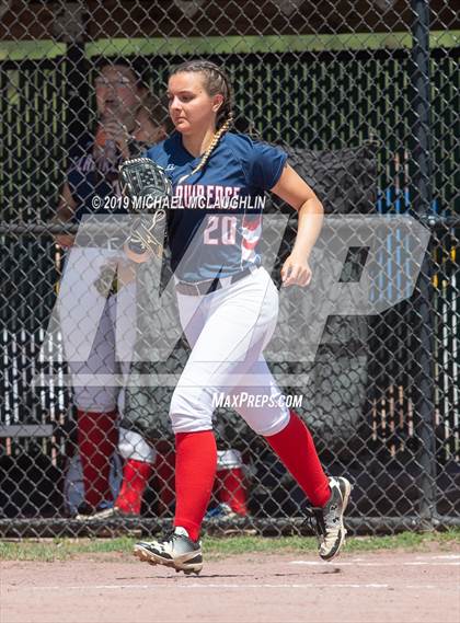 Thumbnail 2 in Edison vs. St. Lawrence Central (NYSPHSAA Class C Semifinal) photogallery.