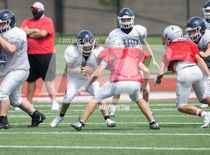 Thumbnail 3 in Oil City @ Slippery Rock (Scrimmage) photogallery.