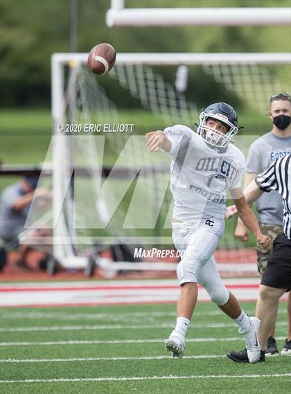 Thumbnail 2 in Oil City @ Slippery Rock (Scrimmage) photogallery.