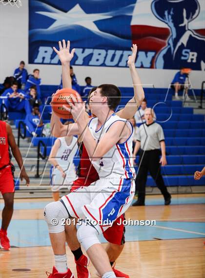 Thumbnail 1 in Pearce vs. Hillcrest (McDonald's Texas Invitational) photogallery.