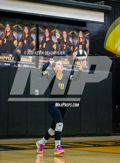 Thumbnail 3 in Calabasas @ Newbury Park photogallery.