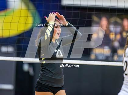 Thumbnail 2 in Calabasas @ Newbury Park photogallery.