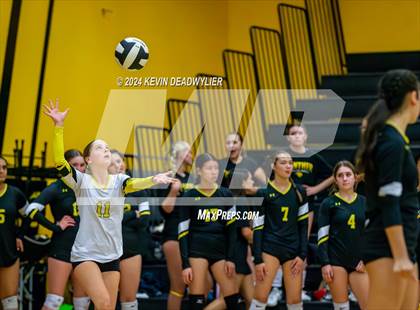 Thumbnail 2 in Calabasas @ Newbury Park photogallery.