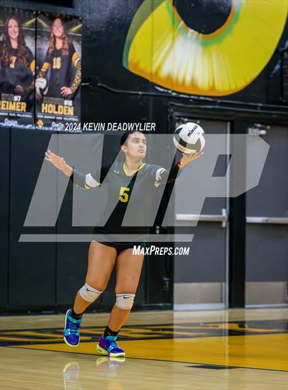 Thumbnail 3 in Calabasas @ Newbury Park photogallery.
