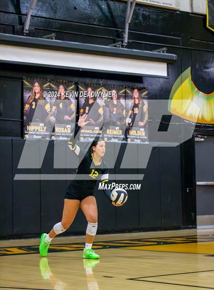 Thumbnail 3 in Calabasas @ Newbury Park photogallery.