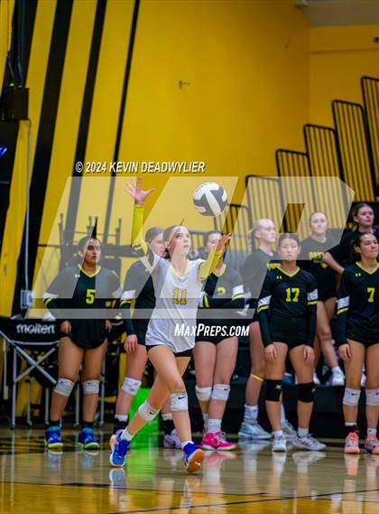 Thumbnail 1 in Calabasas @ Newbury Park photogallery.