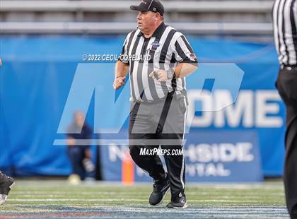 Thumbnail 2 in Warner Robins vs. Ware County (GHSA 5A Championship) photogallery.