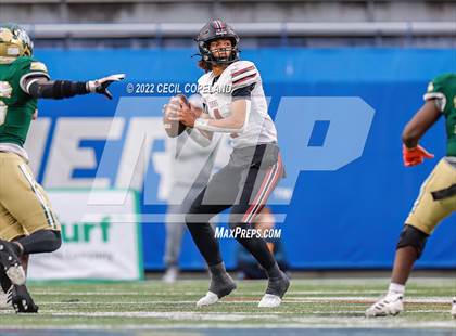 Thumbnail 2 in Warner Robins vs. Ware County (GHSA 5A Championship) photogallery.