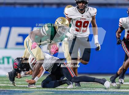 Thumbnail 3 in Warner Robins vs. Ware County (GHSA 5A Championship) photogallery.