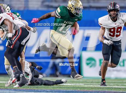 Thumbnail 1 in Warner Robins vs. Ware County (GHSA 5A Championship) photogallery.