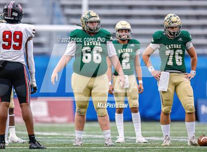Thumbnail 2 in Warner Robins vs. Ware County (GHSA 5A Championship) photogallery.