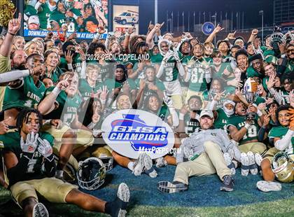 Thumbnail 3 in Warner Robins vs. Ware County (GHSA 5A Championship) photogallery.